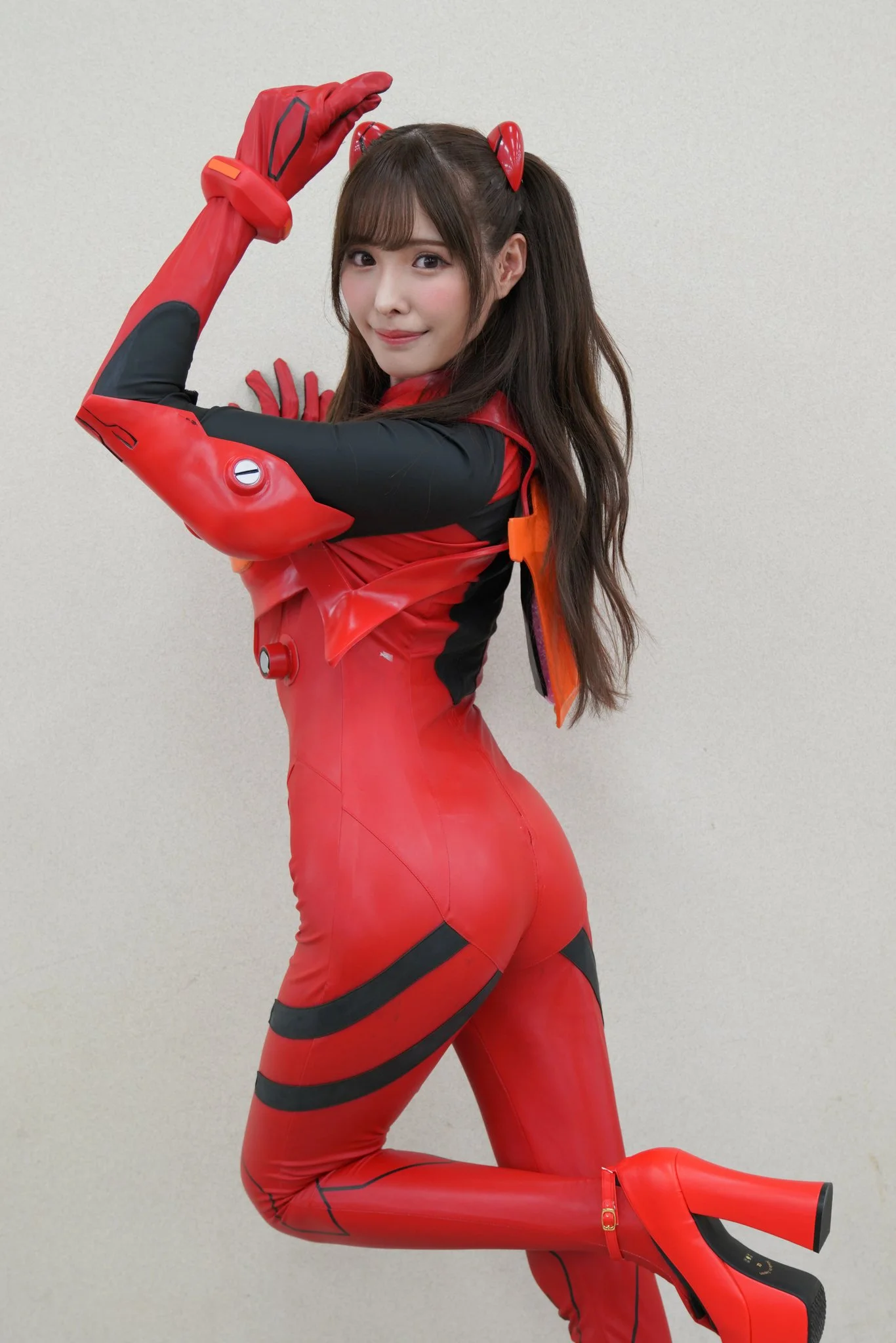 img-42dd42a988dd817e283dff9705efce33.webp