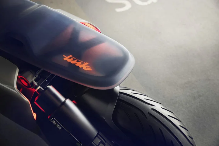bmw_motorrad_concept09.webp