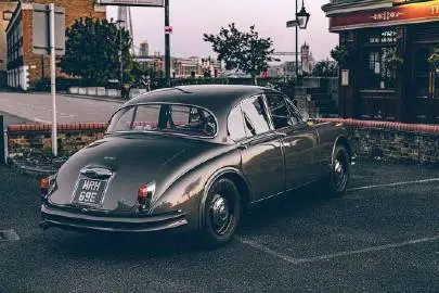 a7f47202gy1ggaj1udw02j20u00k0n0x.webp