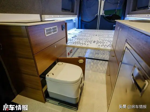 ?url=http%3A%2F%2Fdingyue.ws.126.net%2F2020%2F0708%2F50652804j00qd3yjz0015c000hs00dcg.webp