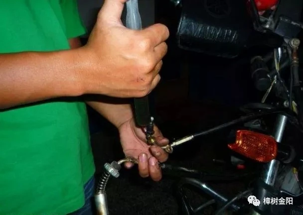 105740lscrxdycnyvkawwa.webp