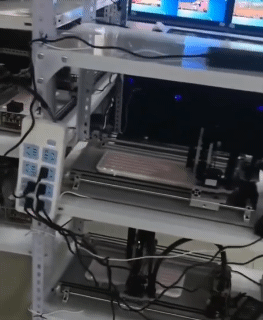 d044f214g00qs56xk01r9c0007b008wg.gif