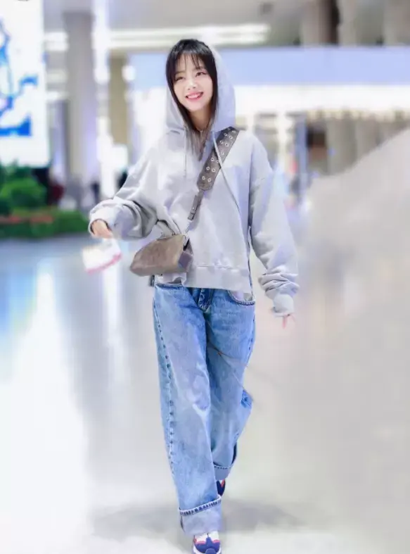 ?url=http%3A%2F%2Fdingyue.ws.126.net%2F2022%2F1015%2Fb81d436bj00rjsdtm00e4c000g700lvm.webp