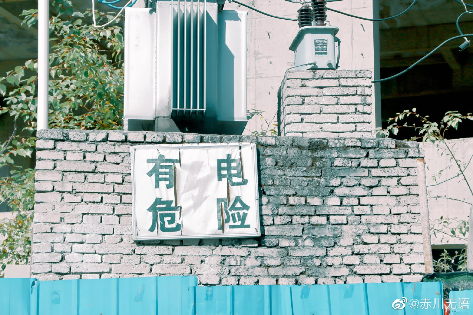 img-1667222565632aeb60bce0626eed2526bf65dbc024e439f6fa1e418ae8612ac11ad05a3aeb435.webp