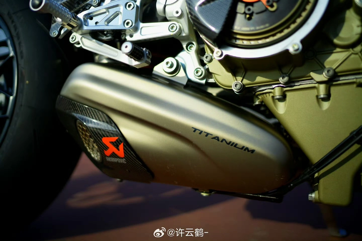 mmexport1700529108689.webp