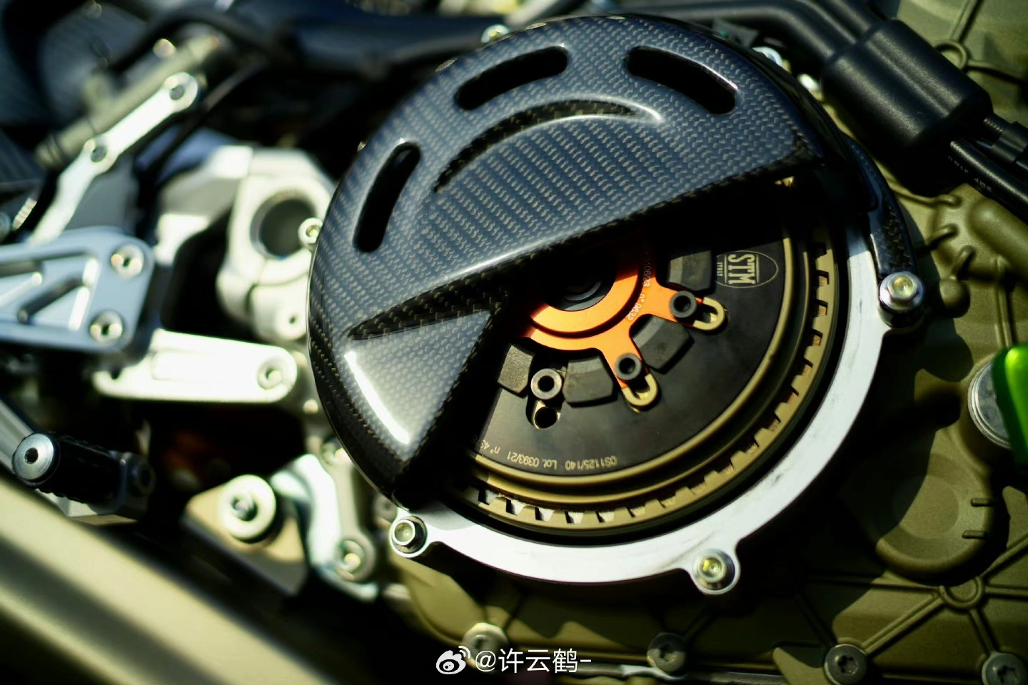 mmexport1700529101456.webp