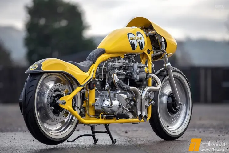 mooneyes-streamliner-motorcycle-2-745x497.webp