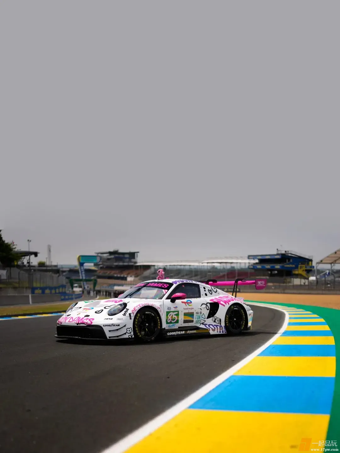 img-1750172240129e0dcc0f1d710bc8ba124273339078f89b448ad078877d0f9ba7dd800e927825d.webp