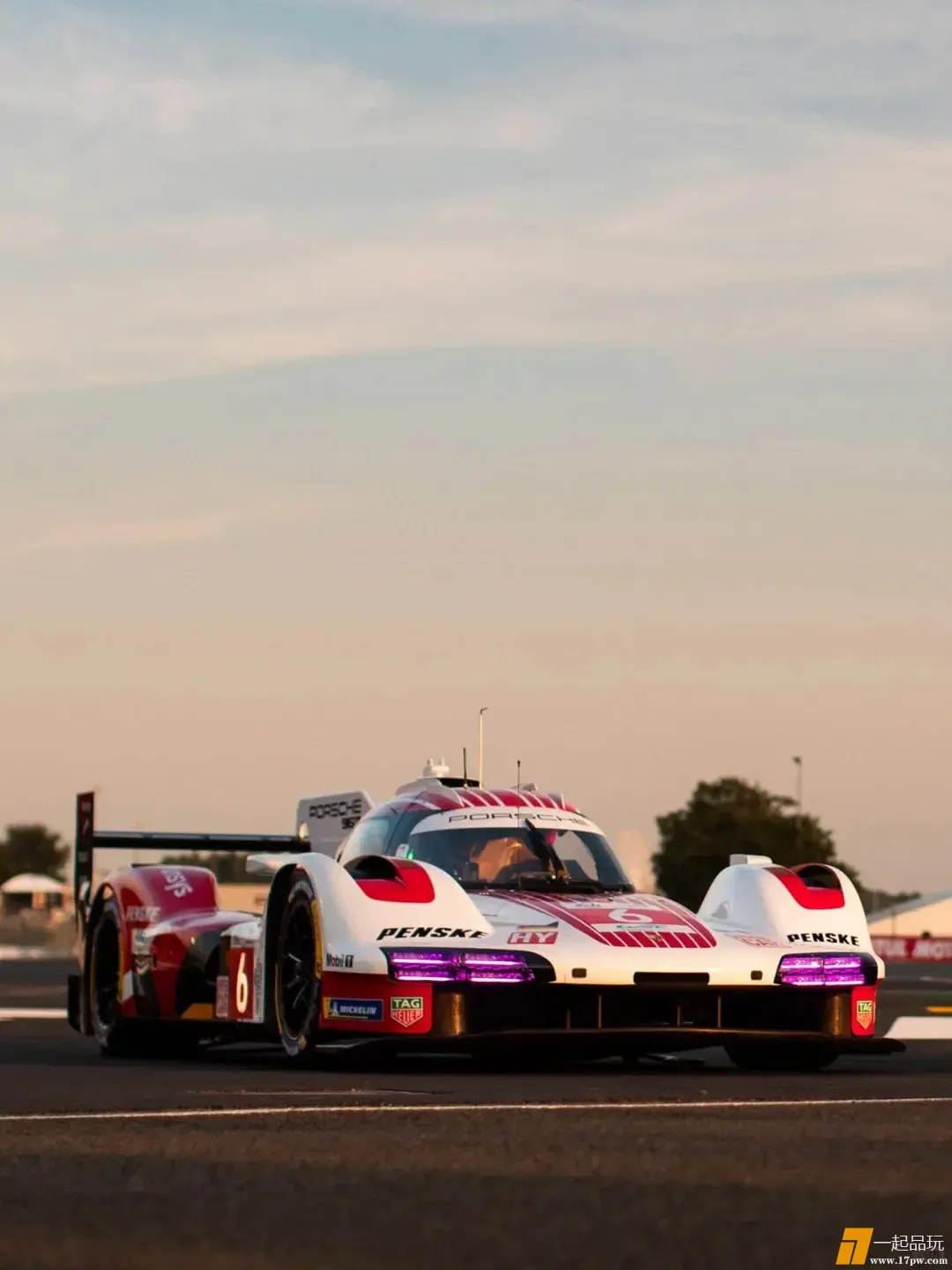 img-17501722319796f60d4ef60d186af97cd086dc195bd7fffc867e537d7f88c2d0021d26d81c911.webp