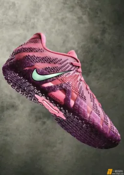 进入季后赛后，莫兰特签名鞋第三代Ja 3亮相，外观很有特色，Nike太需要这种个性鲜明的篮球鞋。 ​