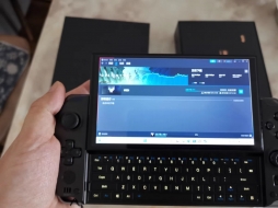 GPD win4 2023 新款AMD7840U 6英寸游戏掌机