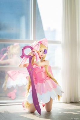 斩服少女-缠流子cosplay，仇恨和爱是正面和背面