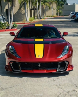 Ferrari 812 Competizione #汽车##法拉利##豪车超跑#  国内法拉利大GT的保值率一直不如后中置超跑，原因是什么？ ​​​