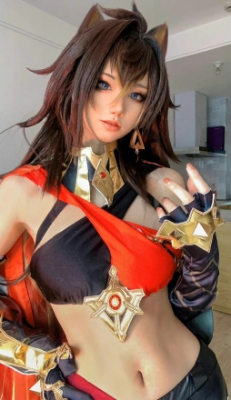 #原神##原神3.3版本##原神迪希雅##迪希雅#  炽鬃之狮 · 迪希雅  出镜：@Ryomky ​​​