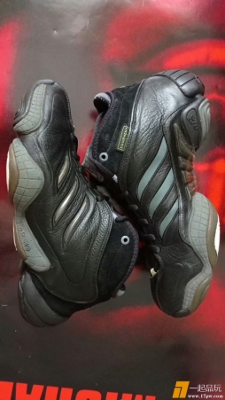 一款极为少见的adidas EQT KB8III元年sample。