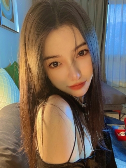 小小芙 ​​​