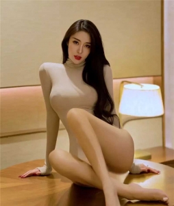 性感大长腿尤物美女，你喜欢吗？