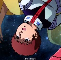 初代高达TV版的BD和LD、剧场版的LD也有川元利浩画的封绘，DVD全是安彦良和画的，但4K-UHD剧场版没有新版权绘…… ​​​