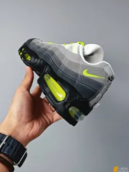 Aie Max 95 'Neon'